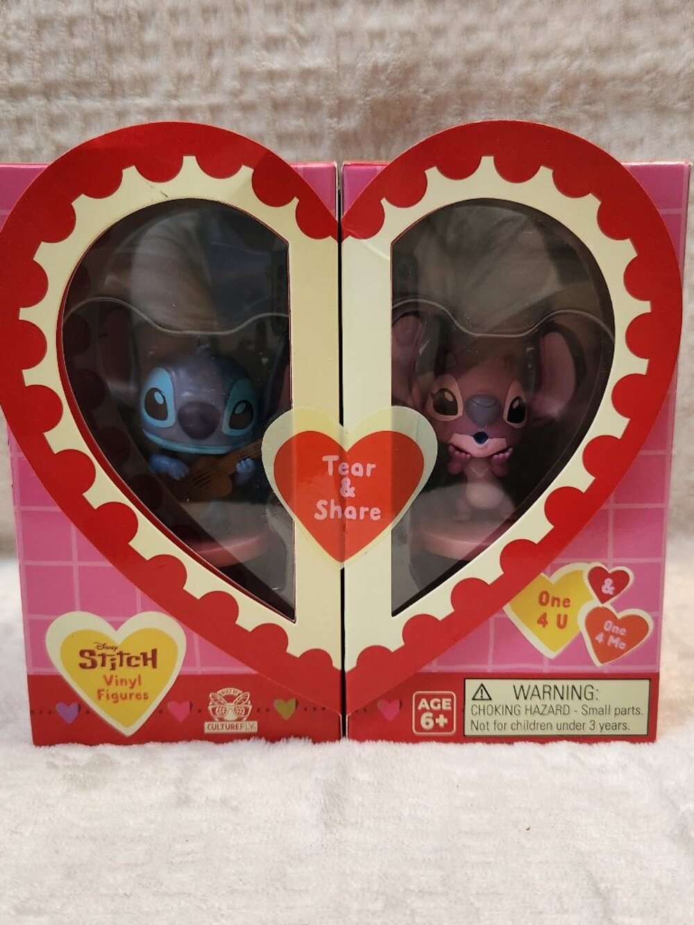 Lilo & Stitch Angel Vinyl Figure Set CultureFly Tear & Share Valentines - NEW
